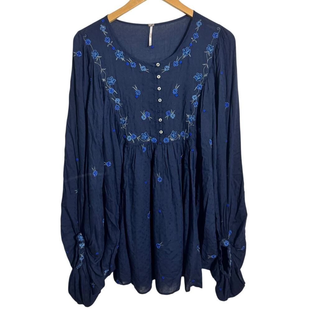 Free People‎ Kiss From A Rose Tunic Boho Top Women M Blue Embroidery Oversized